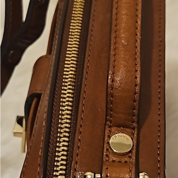 Brahmin NWOT CROSS BODY Bag🔥🔥🔥 - Picture 5 of 7